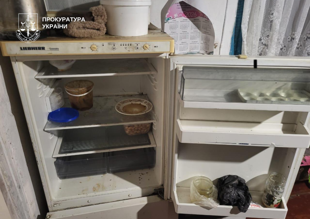 Жили у холоді та бруді: на Волині з двох сімей вилучено дітей 