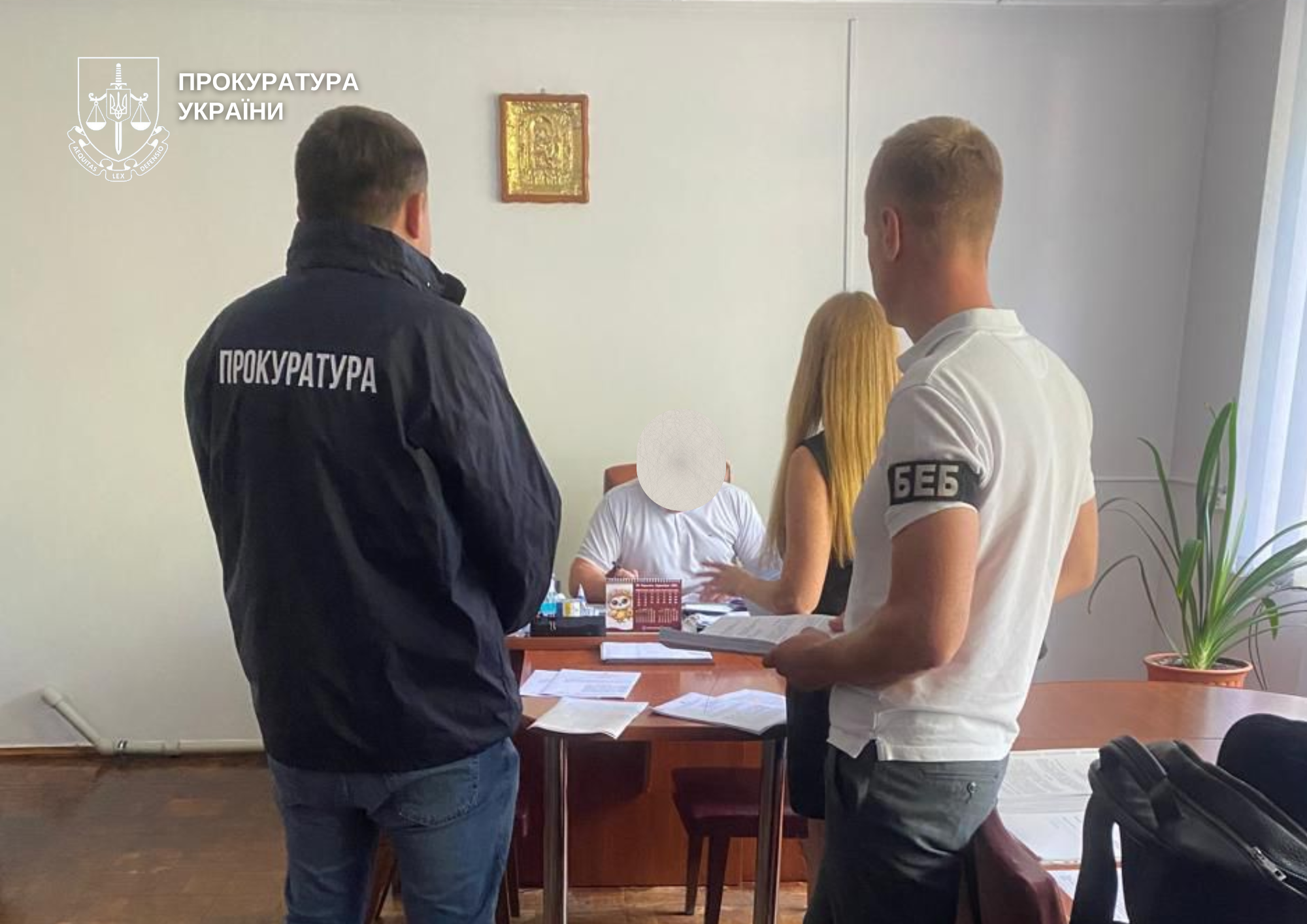 Керівник лікарні на Маневичинні організував закупівлю системи киснепостачання за завищеною ціною