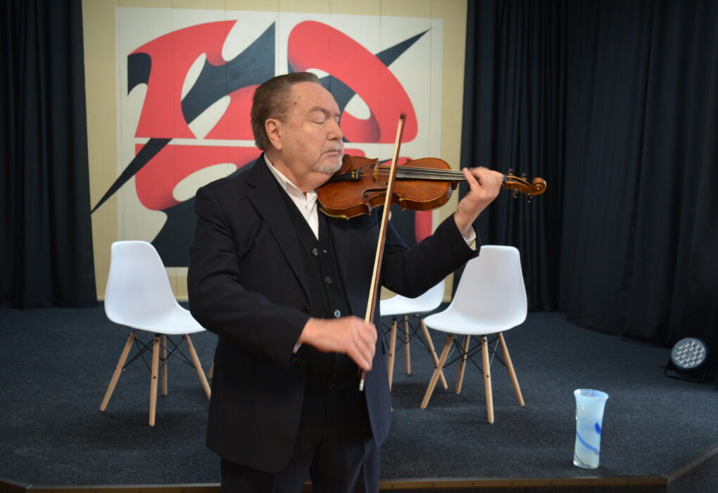 Помер Народний артист України Товій Рівець Луцьк "Кантабіле" Віктор Ющенко Ігор Поліщук