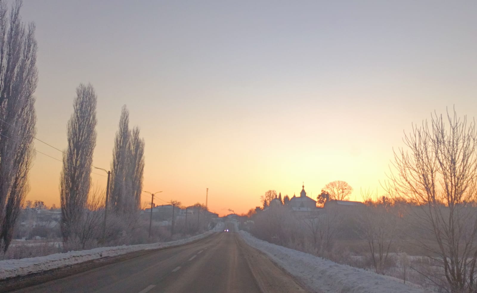 Мати 33-річної терористки Костопіль Саветіна