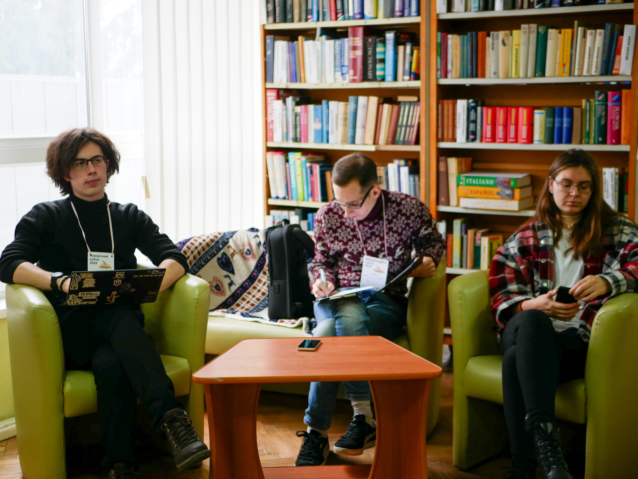 ГО «Брейншторм» на дебатному турнірі 2024 — ілюстративне фото до літературний дебатний турнір «Кубок імені Пако» у Луцьку