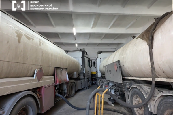 На Волині викрили масштабну міжрегіональну схему зловживань на паливному ринку 