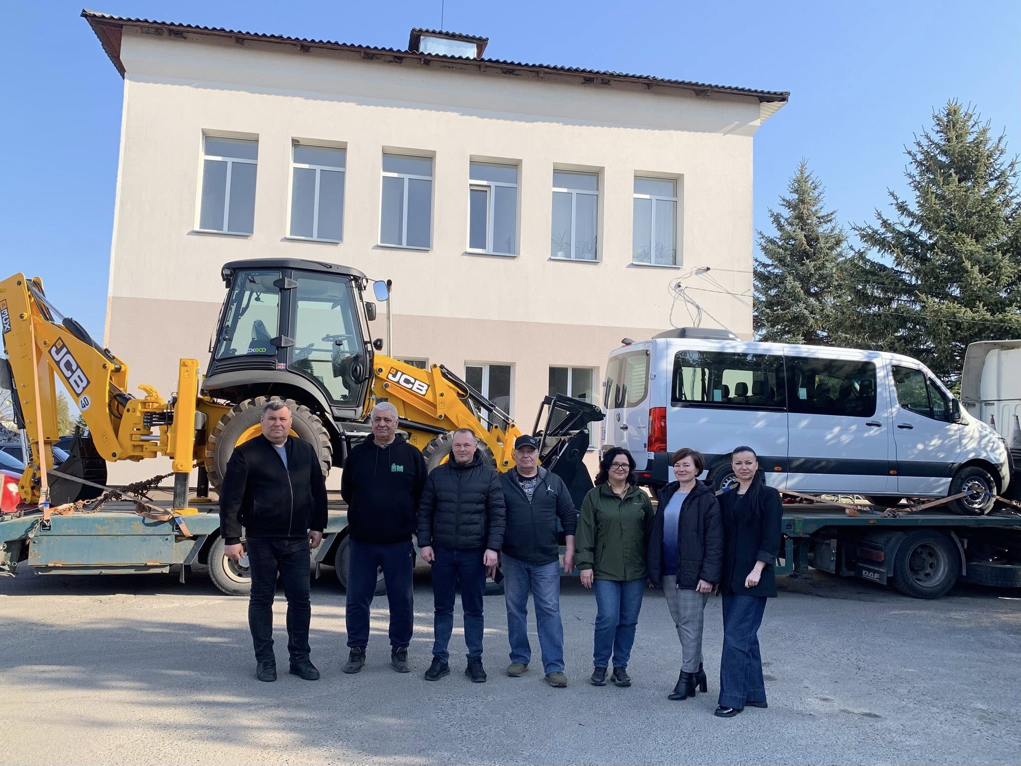 Шацька громада отримала нові транспортні засоби від німецьких благодійників