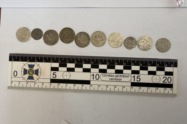 старовинні монети