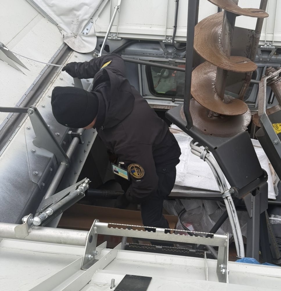 Контрабанда на пів мільйона в конструкціях комбайна 