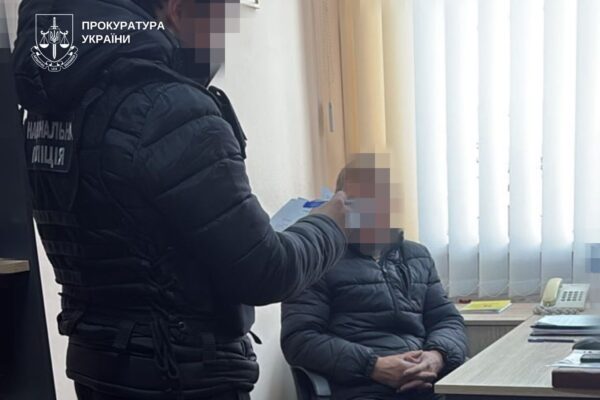 Дворічний  малюк помер через алкогольне отруєння: судитимуть посадовця служби у справах дітей 