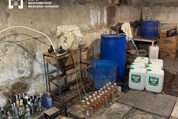 Трьох лучан судитимуть за виробництво та продаж контрафакту 