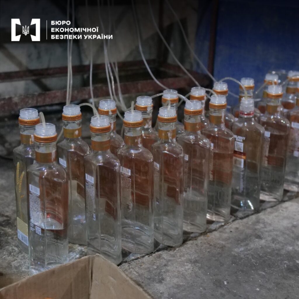 Трьох лучан судитимуть за виробництво та продаж контрафакту 