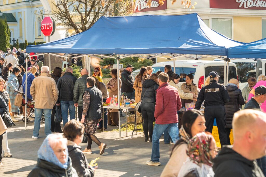 благодійний ярмарок