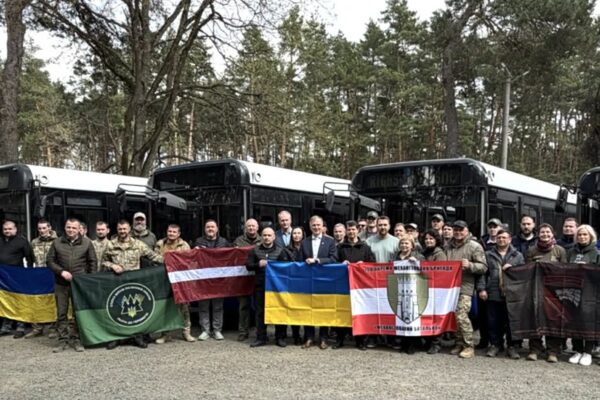 Перший міжнародний ліс пам'яті Голоби Волинь Латвія 1 дивізія армії УНР синьожупанників