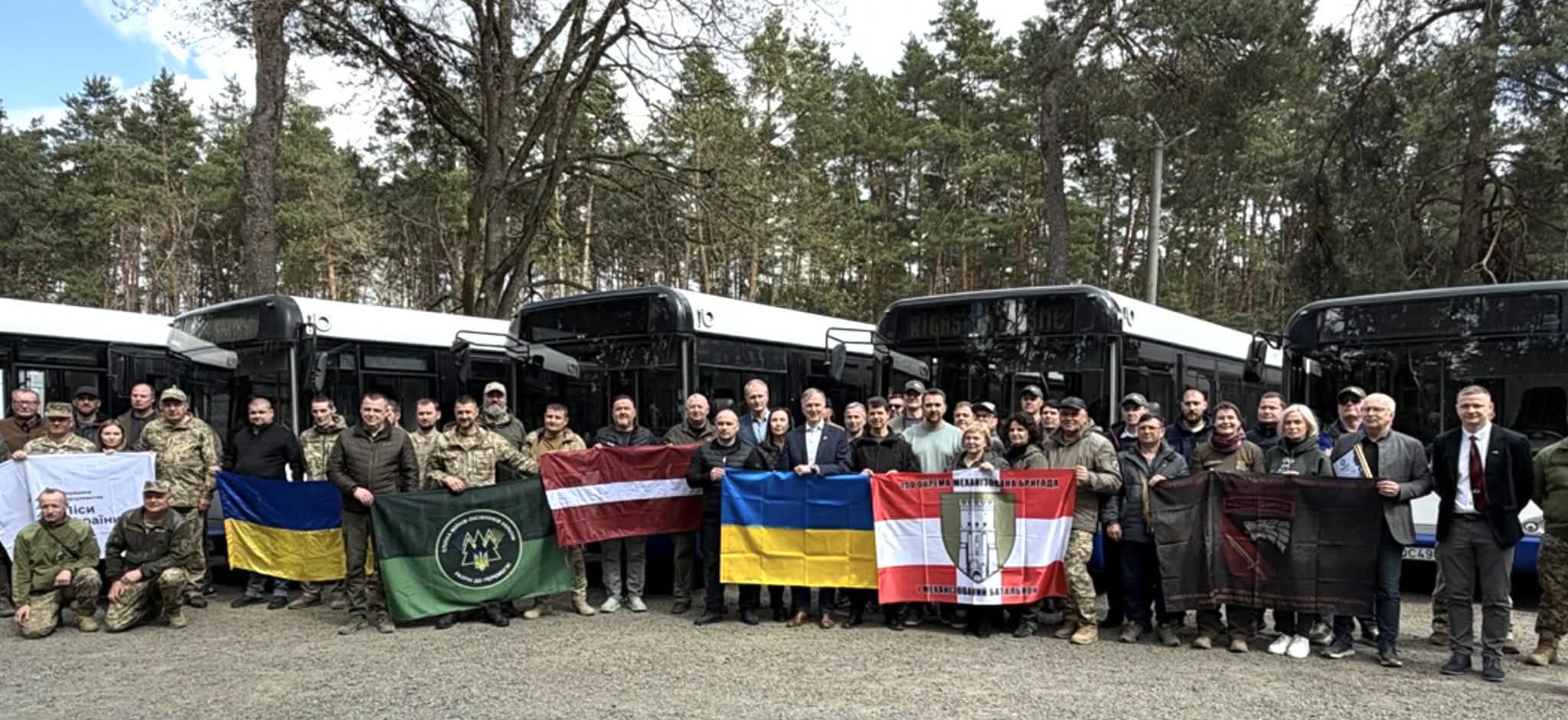Перший міжнародний ліс пам'яті Голоби Волинь Латвія 1 дивізія армії УНР синьожупанників