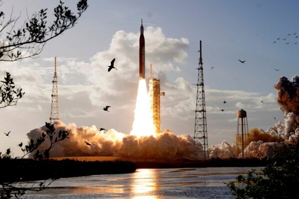 Артеміда-2 політ на Місяць 2026 рік