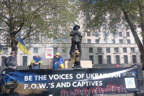 Українські мітинги в Лондоні збір гу манітарної допомоги