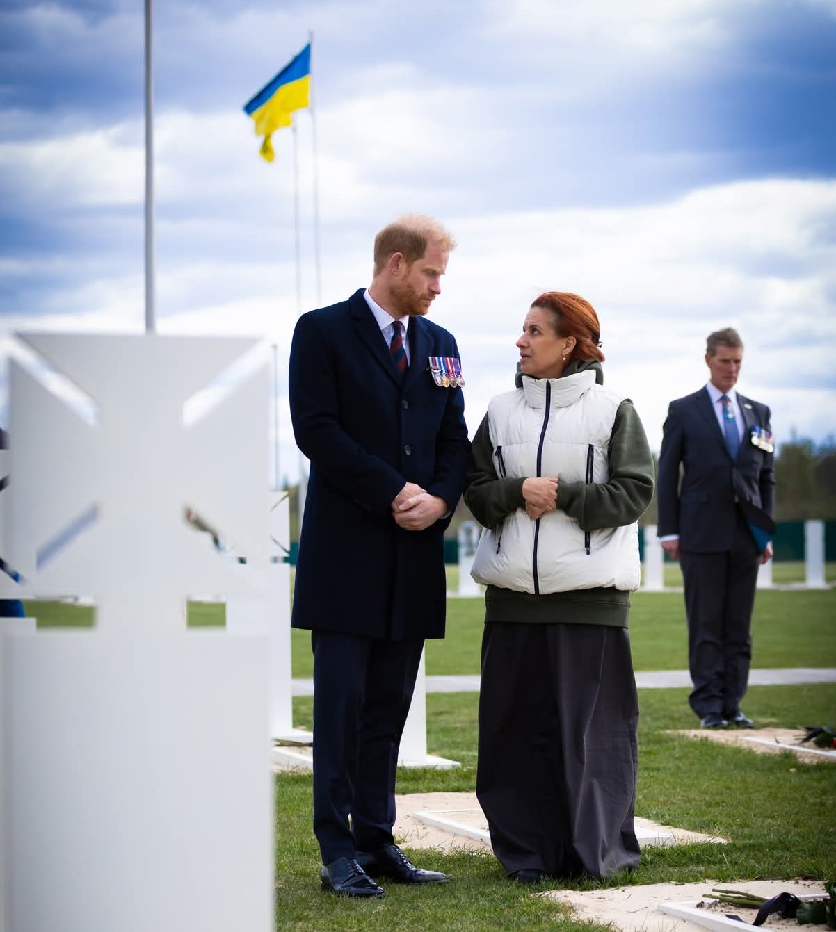 Прин Гаррі Калмикова Калашник Меморіал скандал