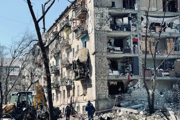 путін ТОТ україни рівень життя окупація пропаганда ізвєстія