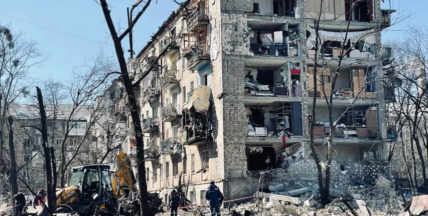 путін ТОТ україни рівень життя окупація пропаганда ізвєстія