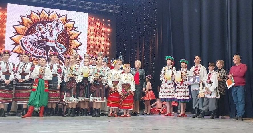 Луцьк дитячий ансамбль "Волиняночка" Львів конкурс Гран-прі