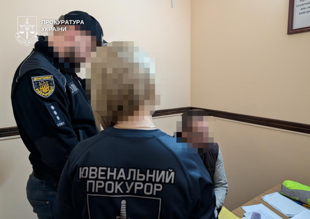 Розбещувач малолітніх проведе 9 років за гратами