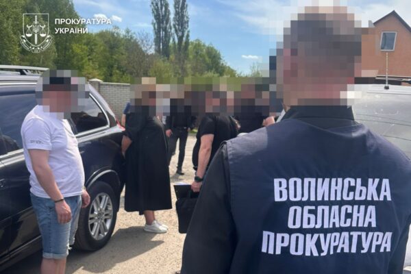 8 000 доларів США за фіктивну інвалідність: трьом волинянам повідомлено про підозру  