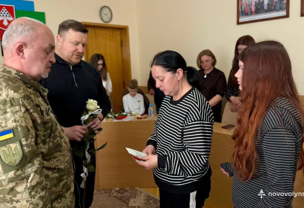 Трьом Героям із Нововолинської громади посмертно присвоєно державні нагороди
