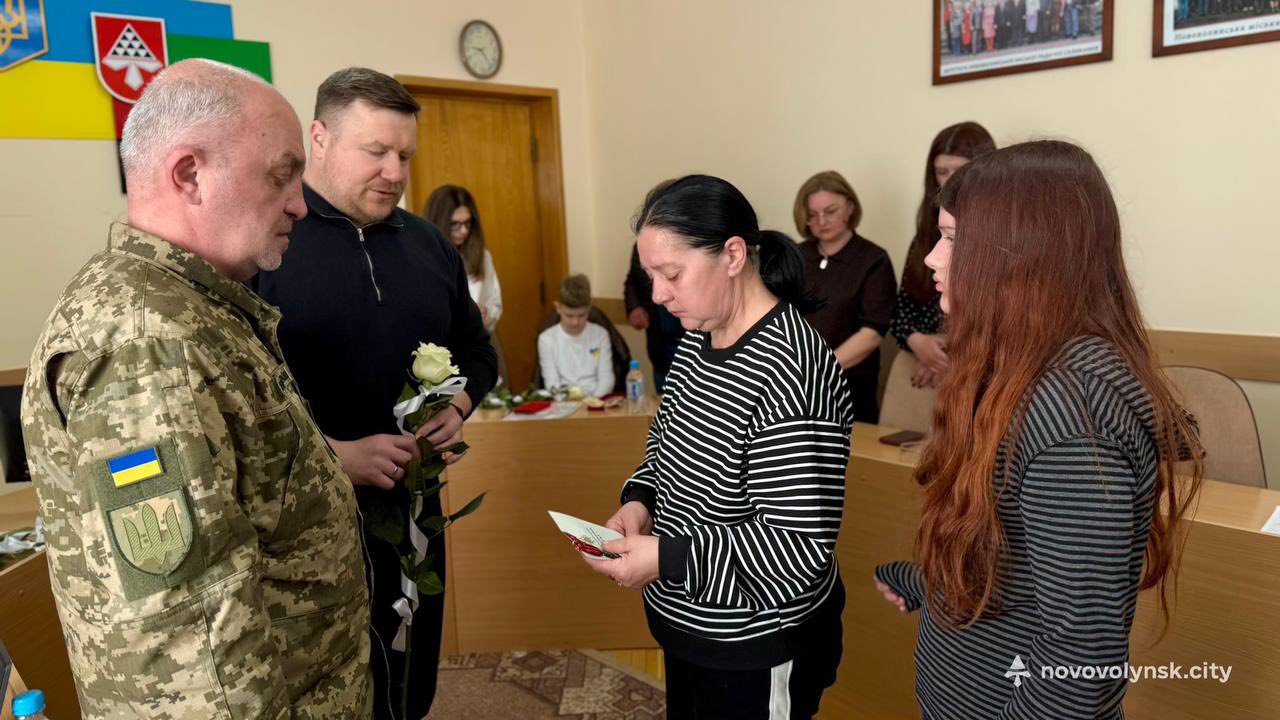 Трьом Героям із Нововолинської громади посмертно присвоєно державні нагороди