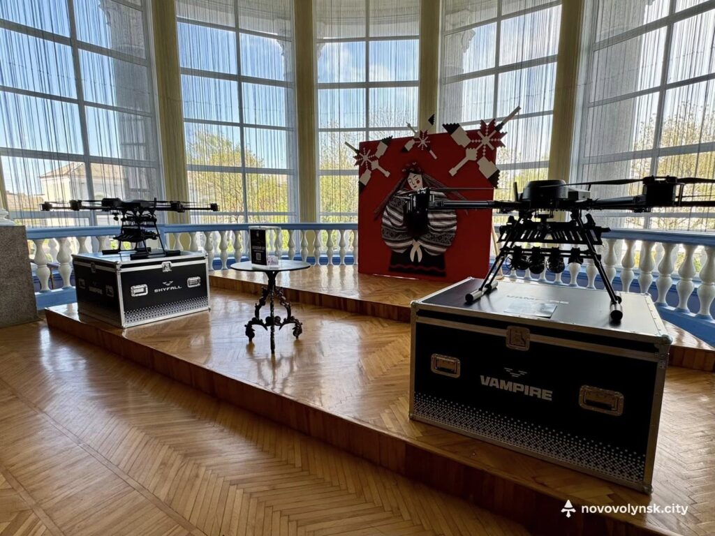 Два “Вампіри” для “Хартії” від Нововолинської громади 
