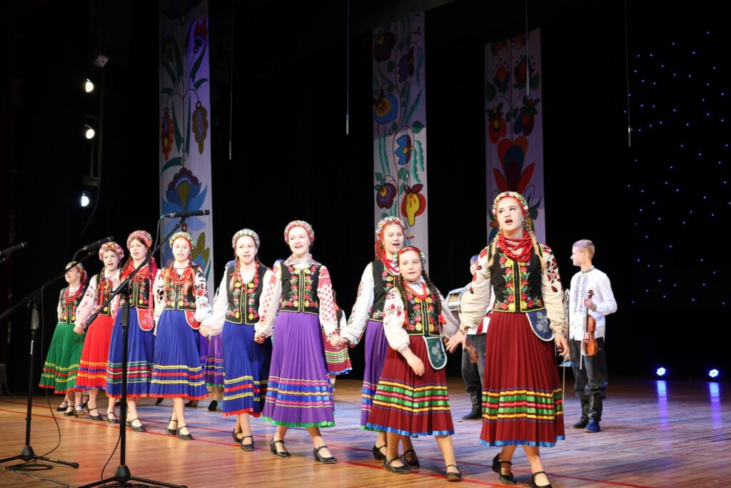 У Луцьку відзначили День матері двома великими мистецькими подіями 
