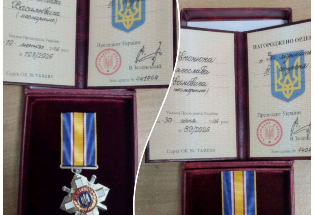 Двом родинам загиблих Героїв із Рожищенської громади вручили їхні посмертні нагороди  