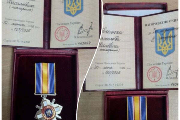 Двом родинам загиблих Героїв із Рожищенської громади вручили їхні посмертні нагороди  