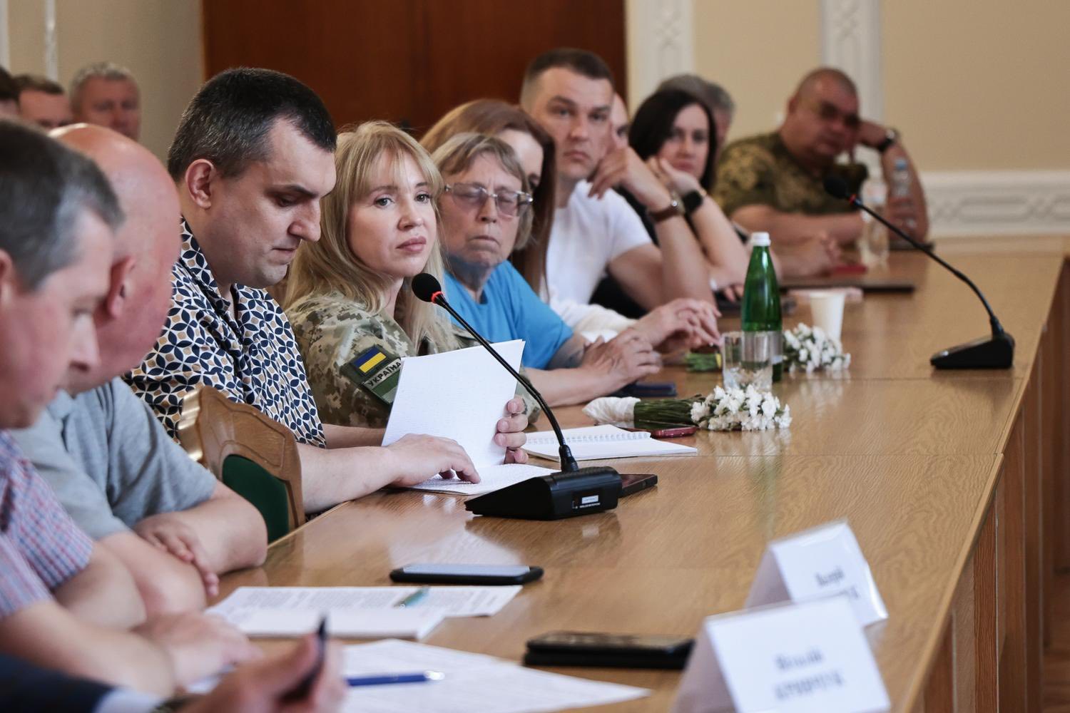 Віталій Ткачук Катерина Шкльода Ірина Чебелюк відсутність фінансування для Служби супроводу незрячих Луцьк скандал Доля Єрмака
