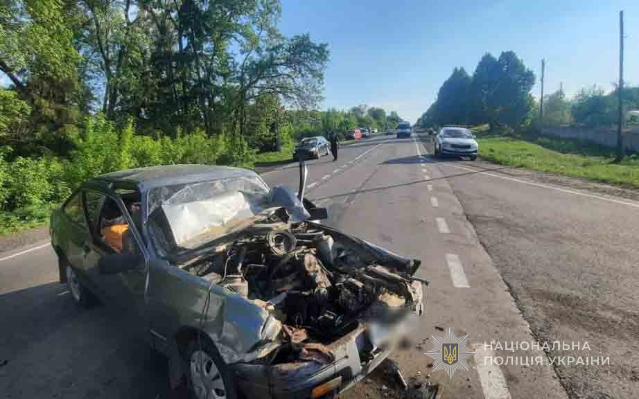 Обганяв автобус: у Луцькому районі внаслідок ДТП постраждала ціла сім'я