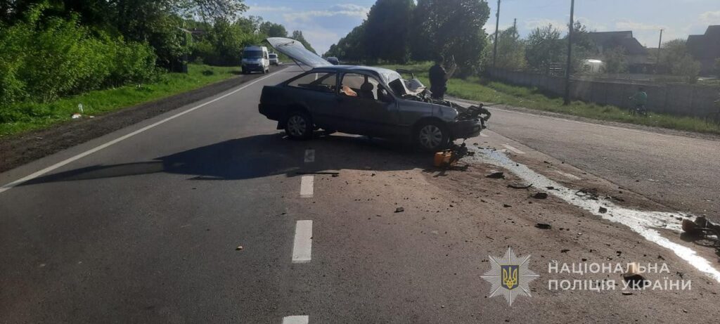 Обганяв автобус: у Луцькому районі внаслідок ДТП постраждала ціла сім'я