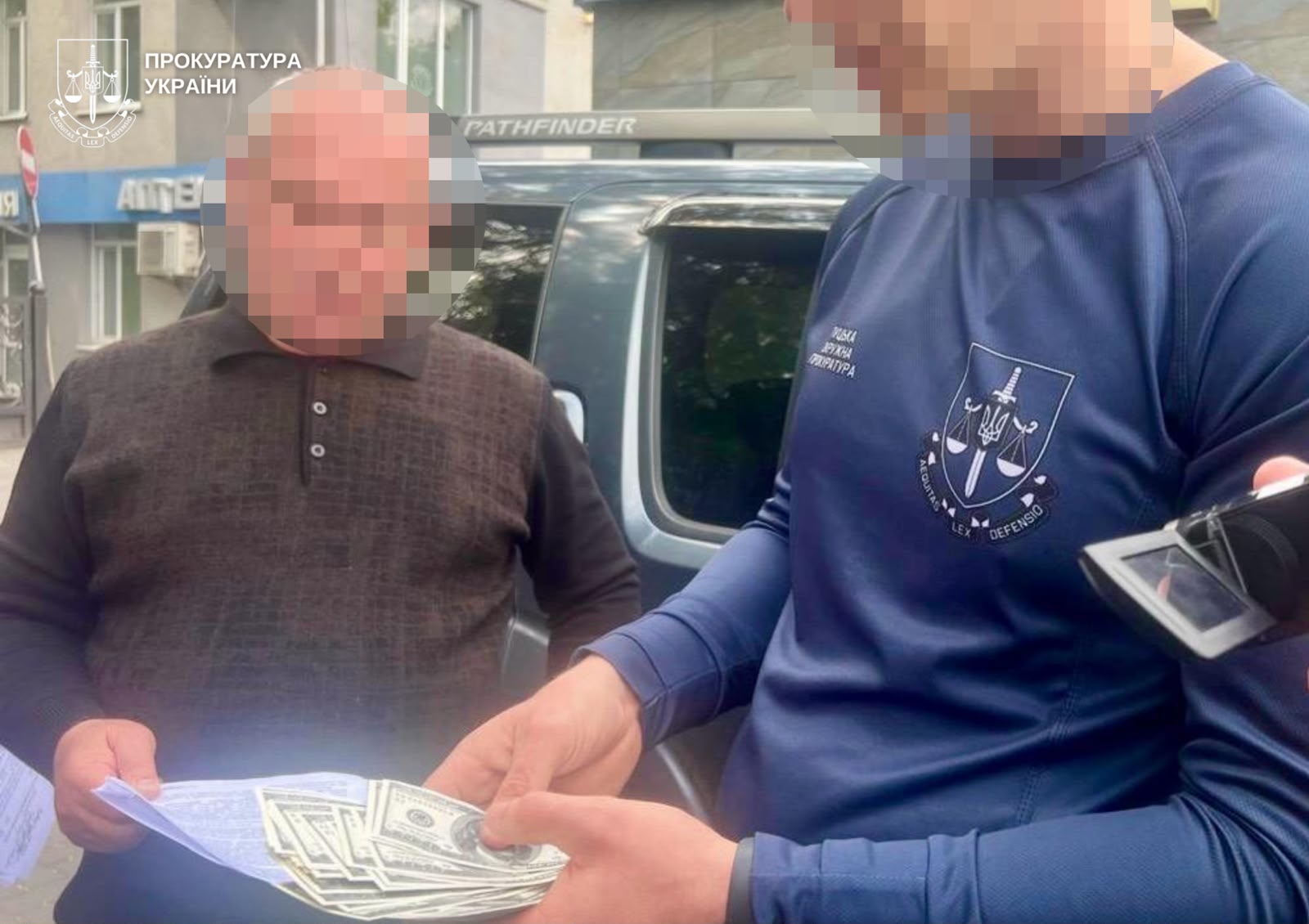 Волинського адвоката судять за хабар