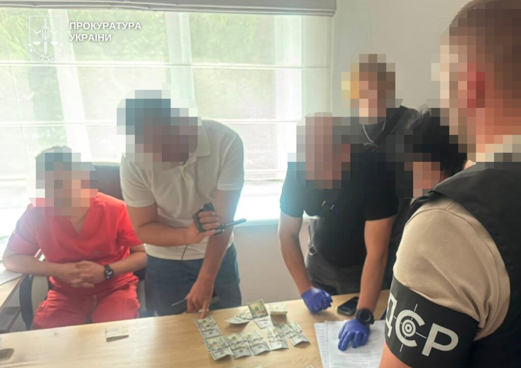 На Волині повідомили про підозру двом лікарям, які “продавали інвалідність”