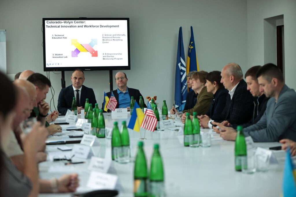 Волинь відвідав губернатор штату Колорадо