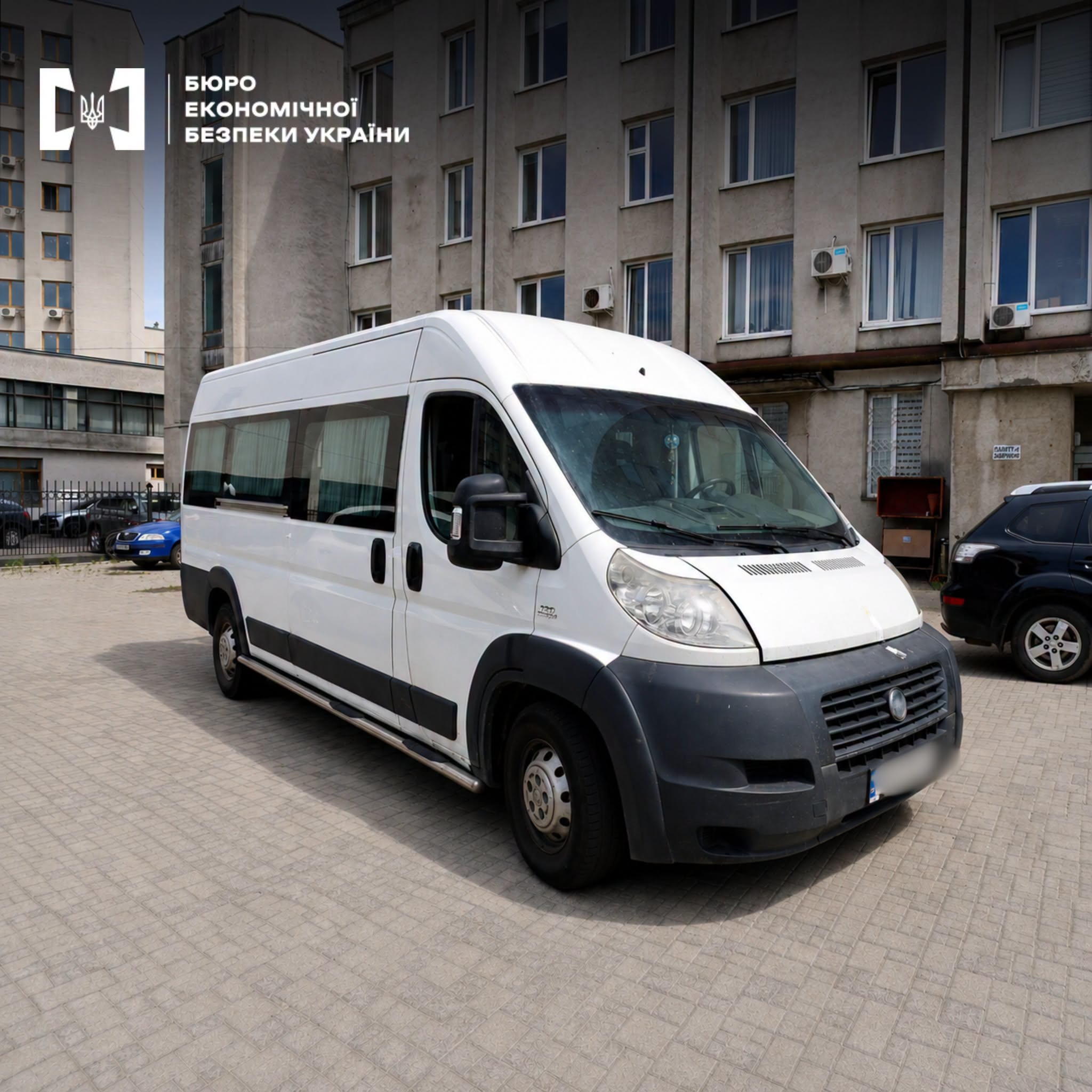 Бус контрабандистів передали на потреби ЗСУ 