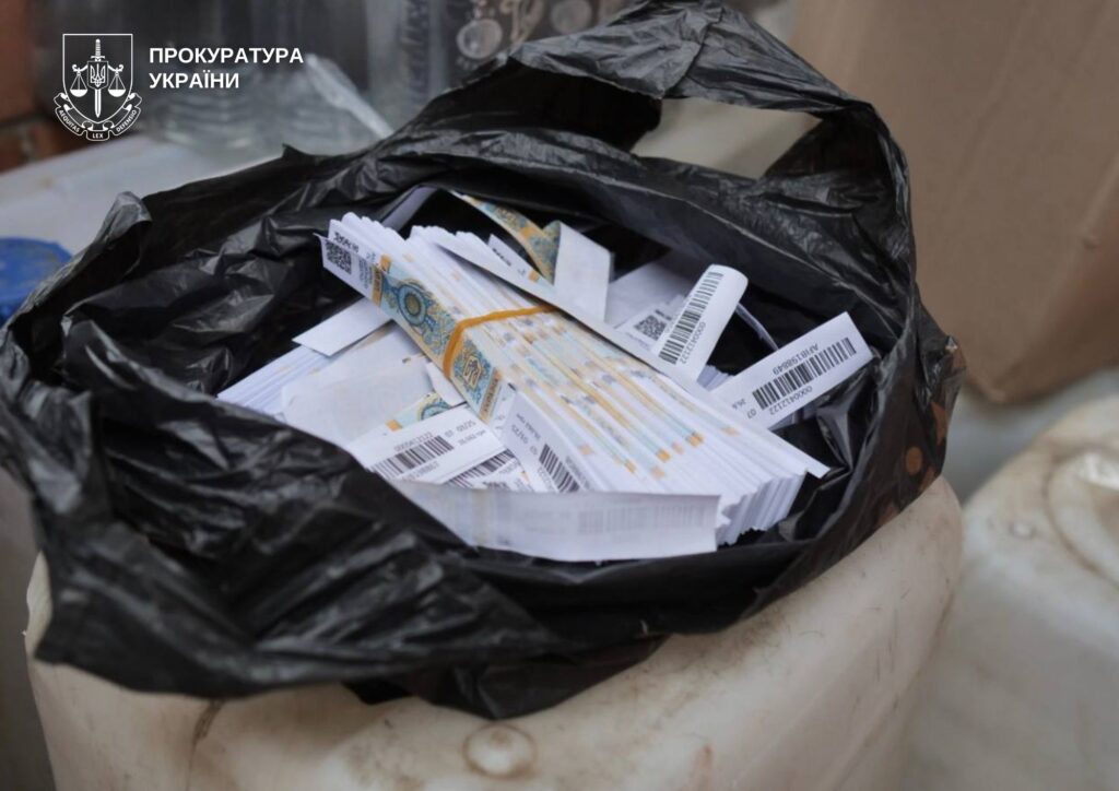 підпільний цех з виробництва контрафакту 