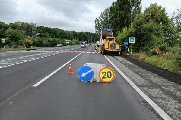 Відремонтували дорогу Луцьк-Рівне 
