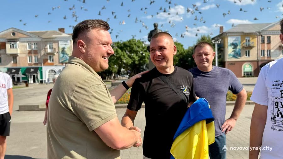 1501 день неволі: Нововолинськ зустрів вдома Героя Володимира Фаброго 