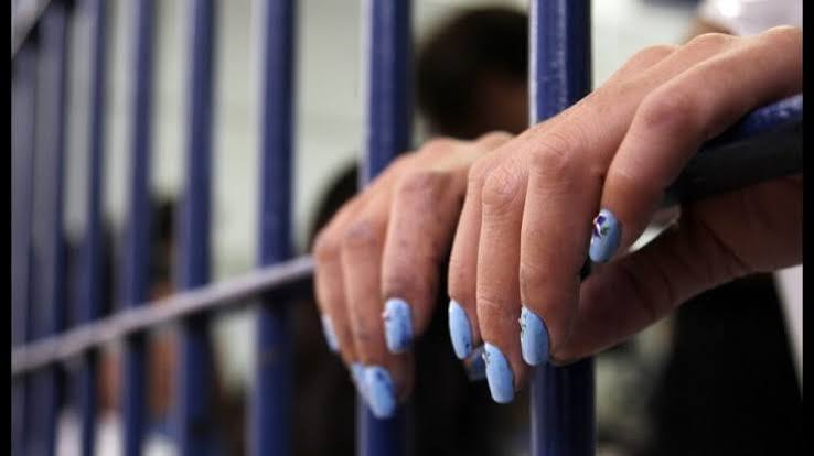 Волинянка “під шафе” зарізала власного чоловіка