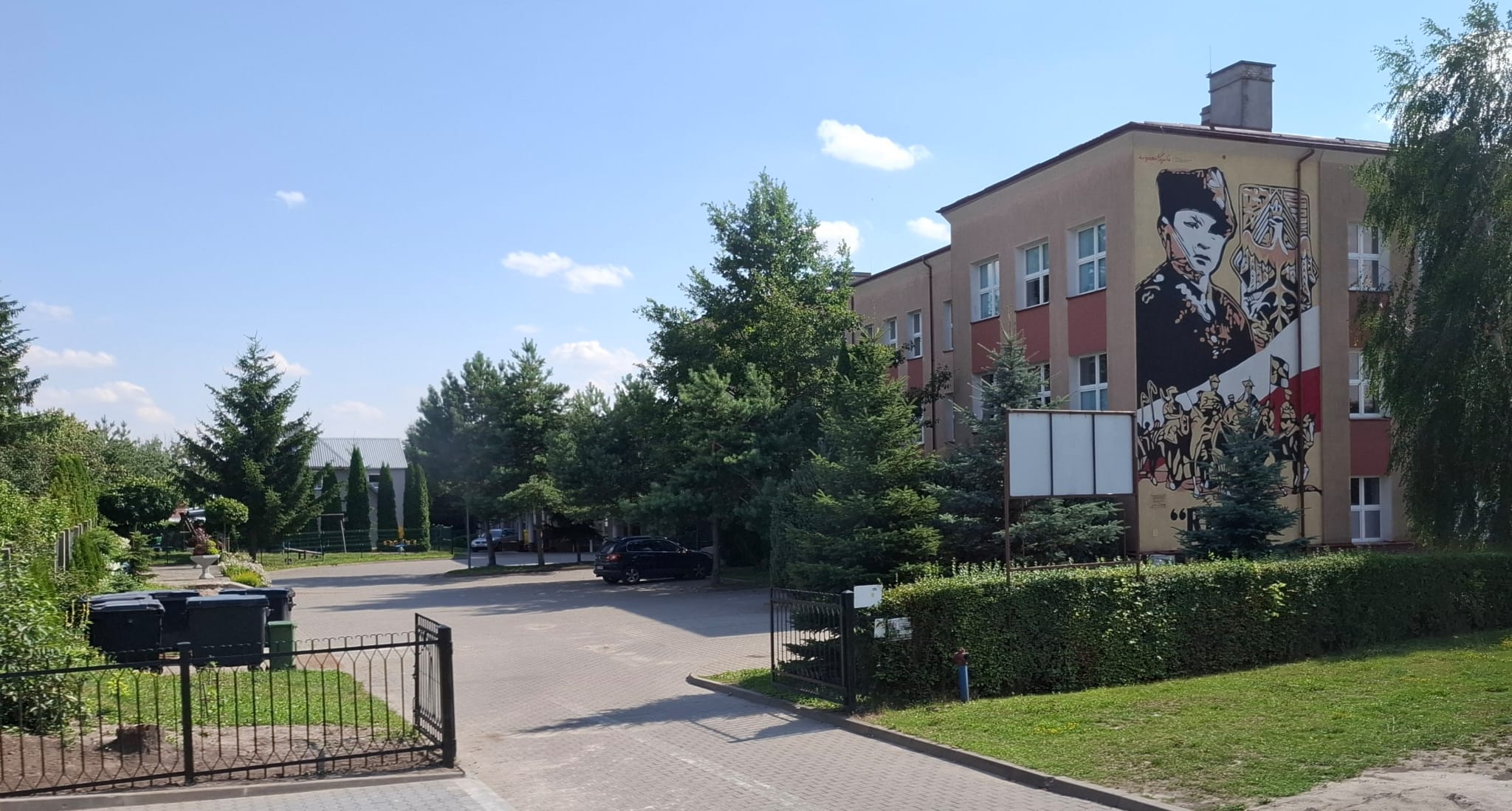 Бандит Рись Грубешів мурал бургомістр міста Марта Маєвська Волинська різанина Сагринь