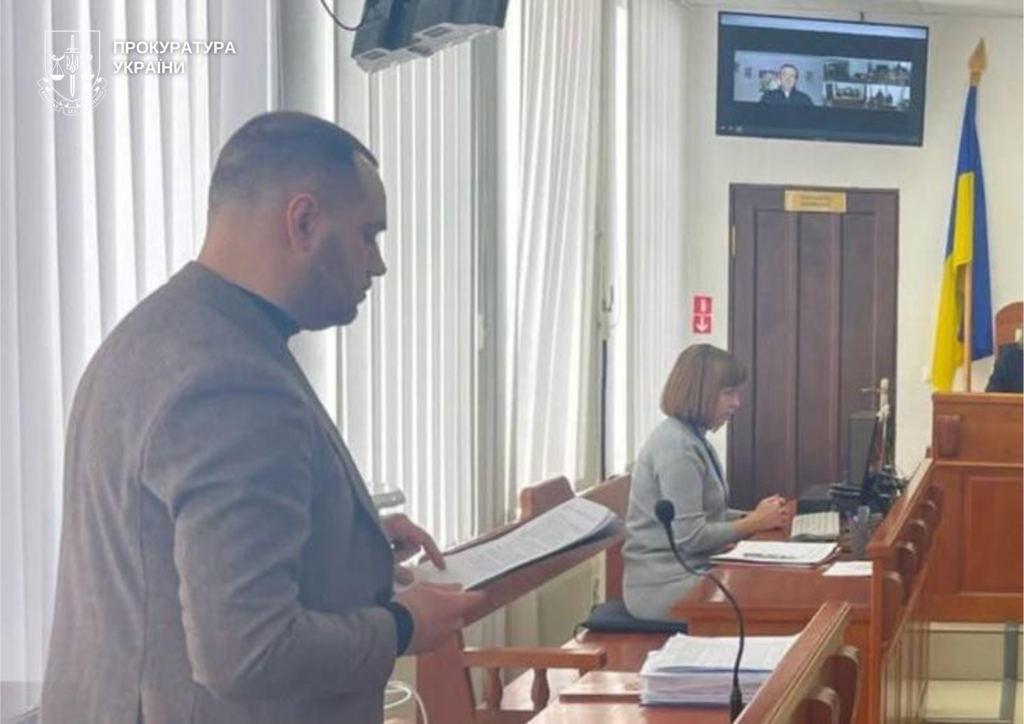 Волинянин, який на очах у дітей вбив їхню матір та бабусю, проведе все життя за гратами