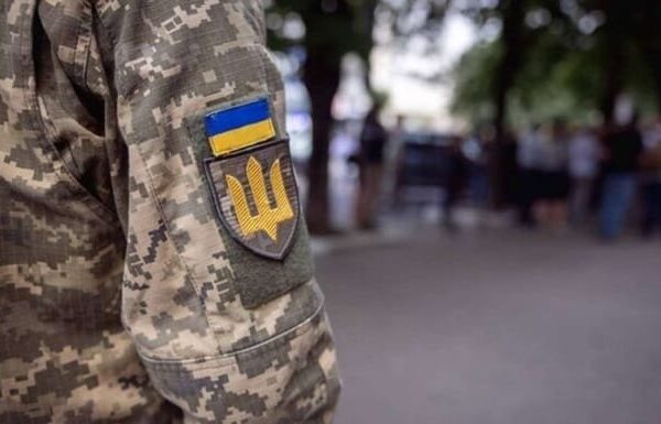 У Нововолинську чоловік з ножем напав на військовослужбовців ТЦК 