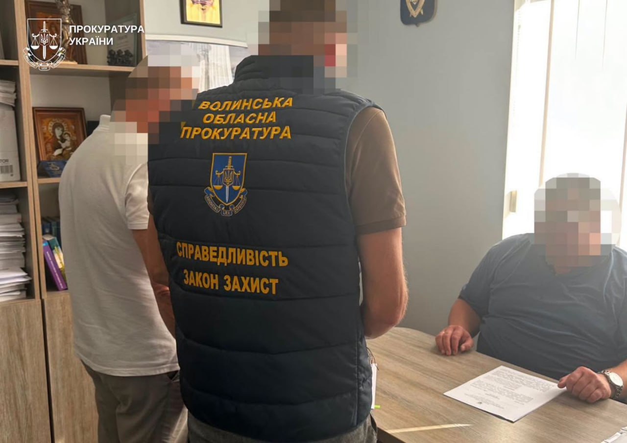 Працівників «Укрзалізниці» відправляли на Львівщину у відрядження будувати хату депутату міськради з Волині