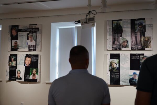«Краматорськ – Луцьк»: на Волині презентували виставку про силу єдності 