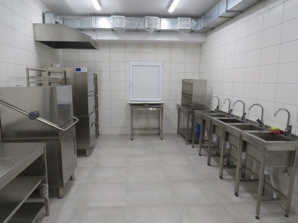 У Рожищенському ліцеї відкрили оновлений харчоблок
