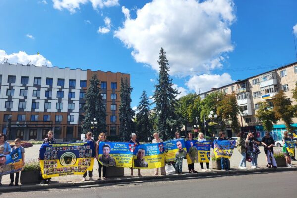 військовополонені