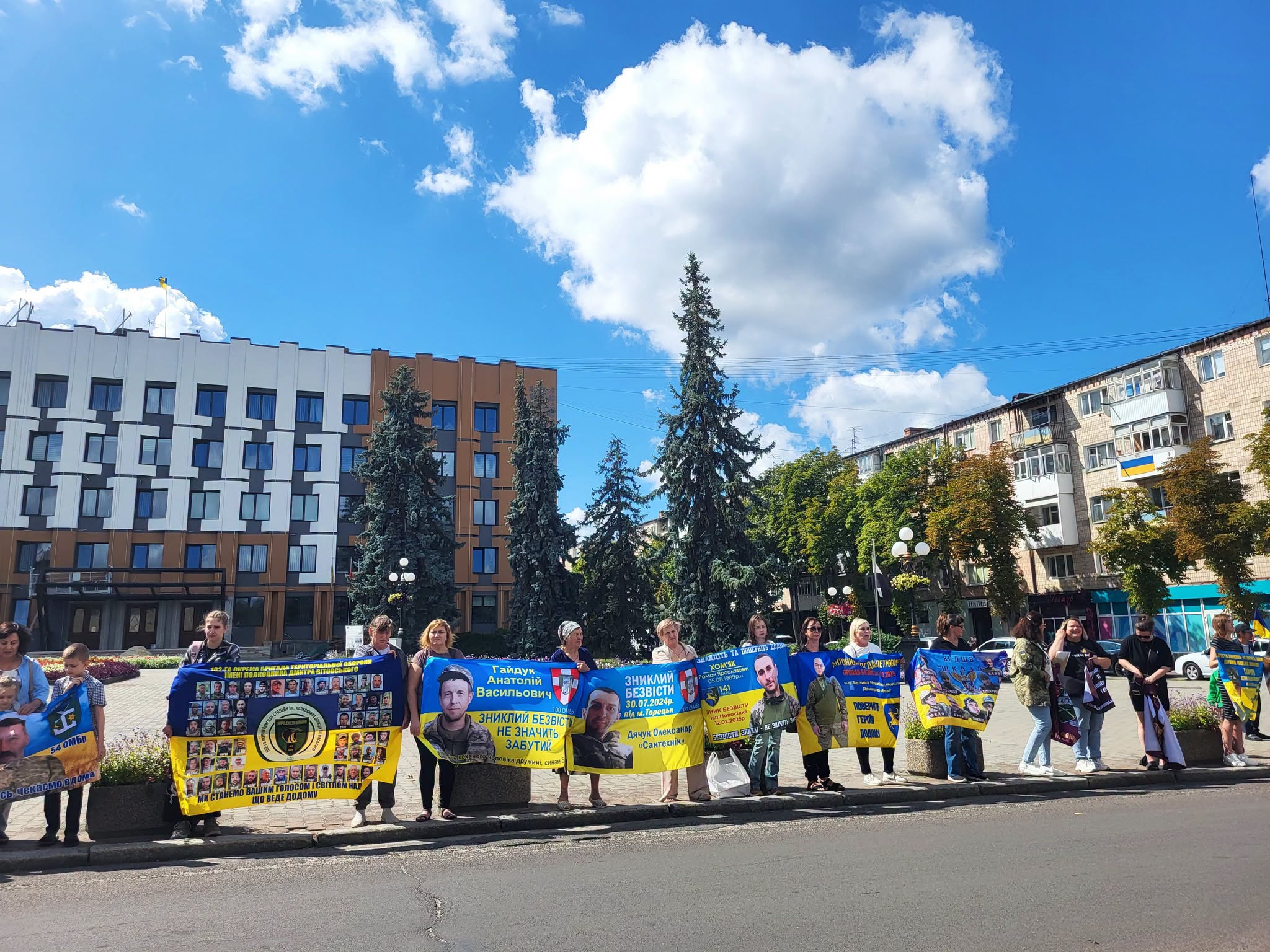 військовополонені