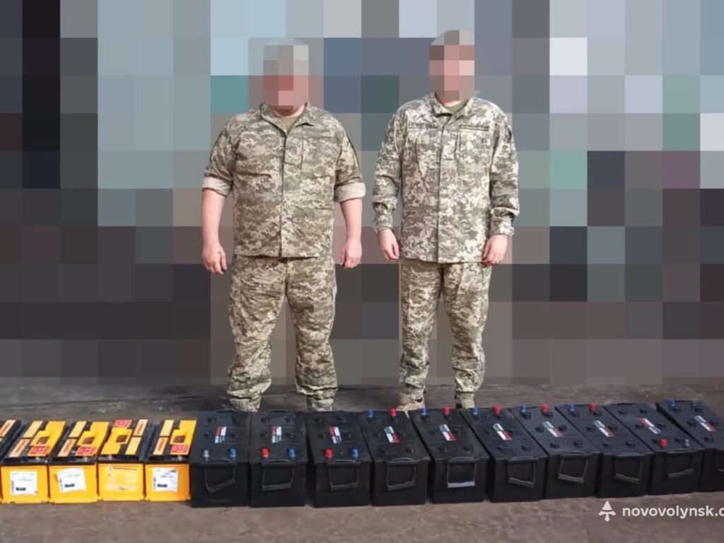 громада передала військовим обладнання