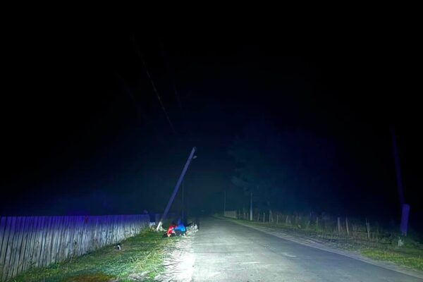 На Камінь-Каширщині мотоцикліст врізався в електроопору: 18-річний водій загинув  